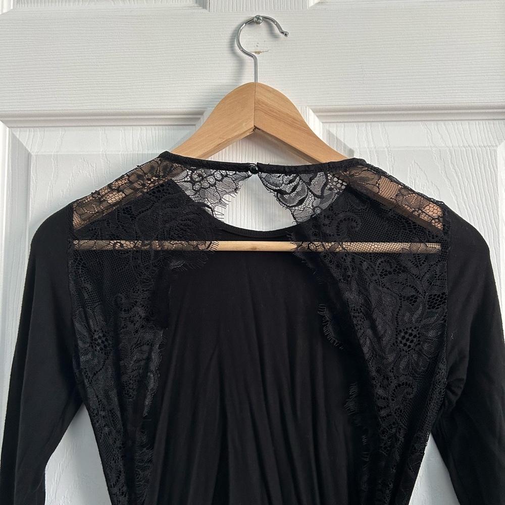 Shein backless mini dress. Color: Black. Size: XS - Picture 4 of 5